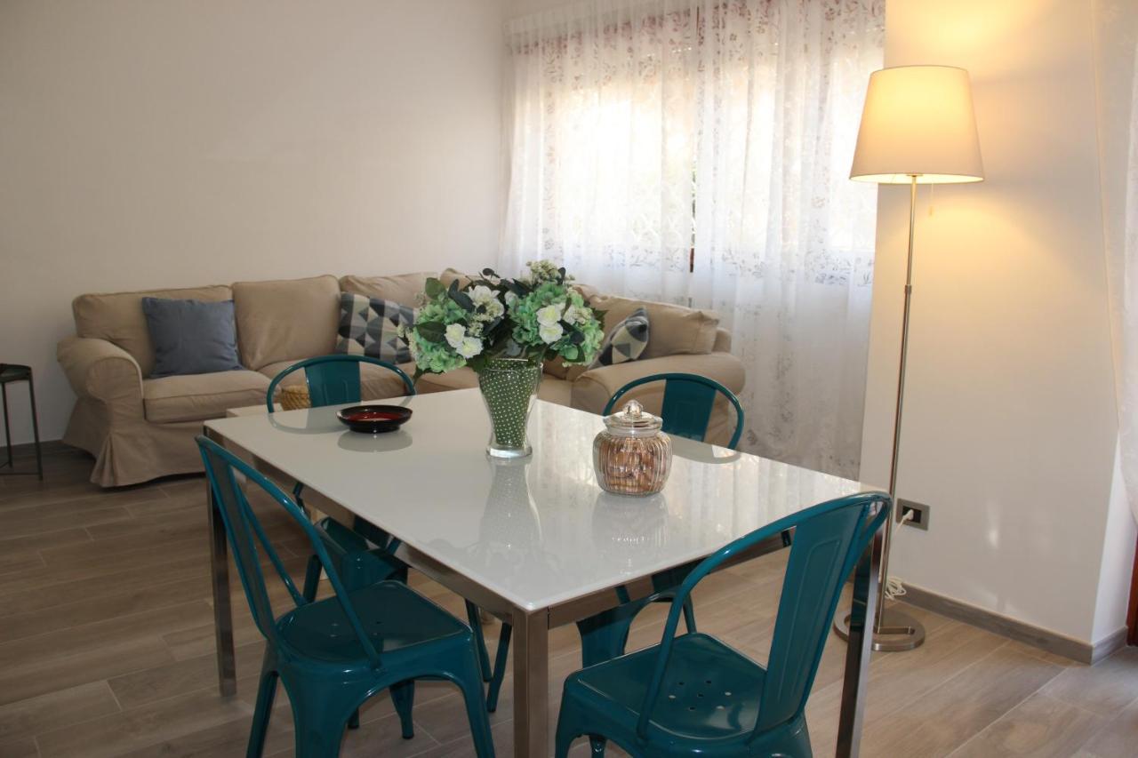 Appartamento Via Dei Fabbri Navali Lido di Ostia Exteriör bild
