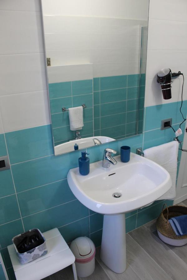 Appartamento Via Dei Fabbri Navali Lido di Ostia Exteriör bild